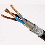La société produit des câbles pour les réseaux téléphoniques aériens et souterrains. La société c'es...